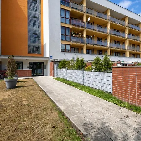 Apartment Wisniowy Sad By Renters *